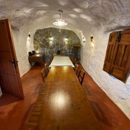 Cuevas Andalucia Guest House Baza Ngoại thất bức ảnh