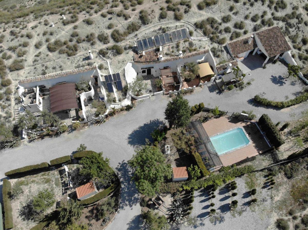 Cuevas Andalucia Guest House Baza Ngoại thất bức ảnh