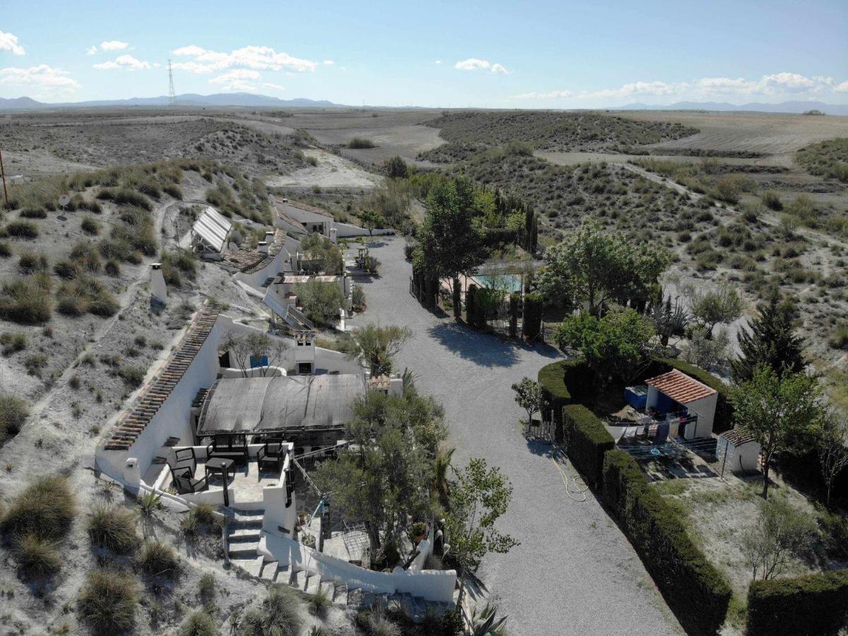 Cuevas Andalucia Guest House Baza Ngoại thất bức ảnh