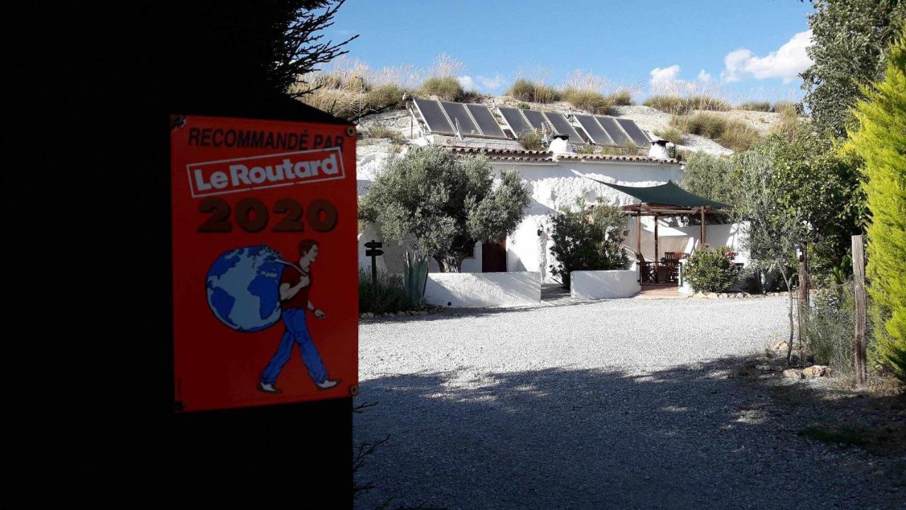 Cuevas Andalucia Guest House Baza Ngoại thất bức ảnh