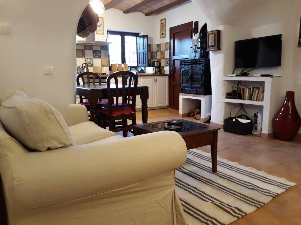 Cuevas Andalucia Guest House Baza Ngoại thất bức ảnh