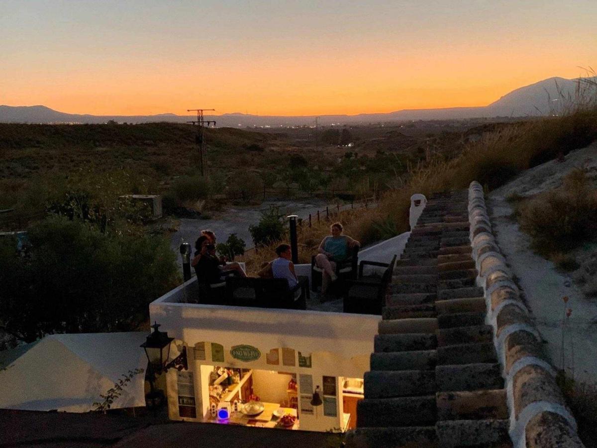 Cuevas Andalucia Guest House Baza Ngoại thất bức ảnh