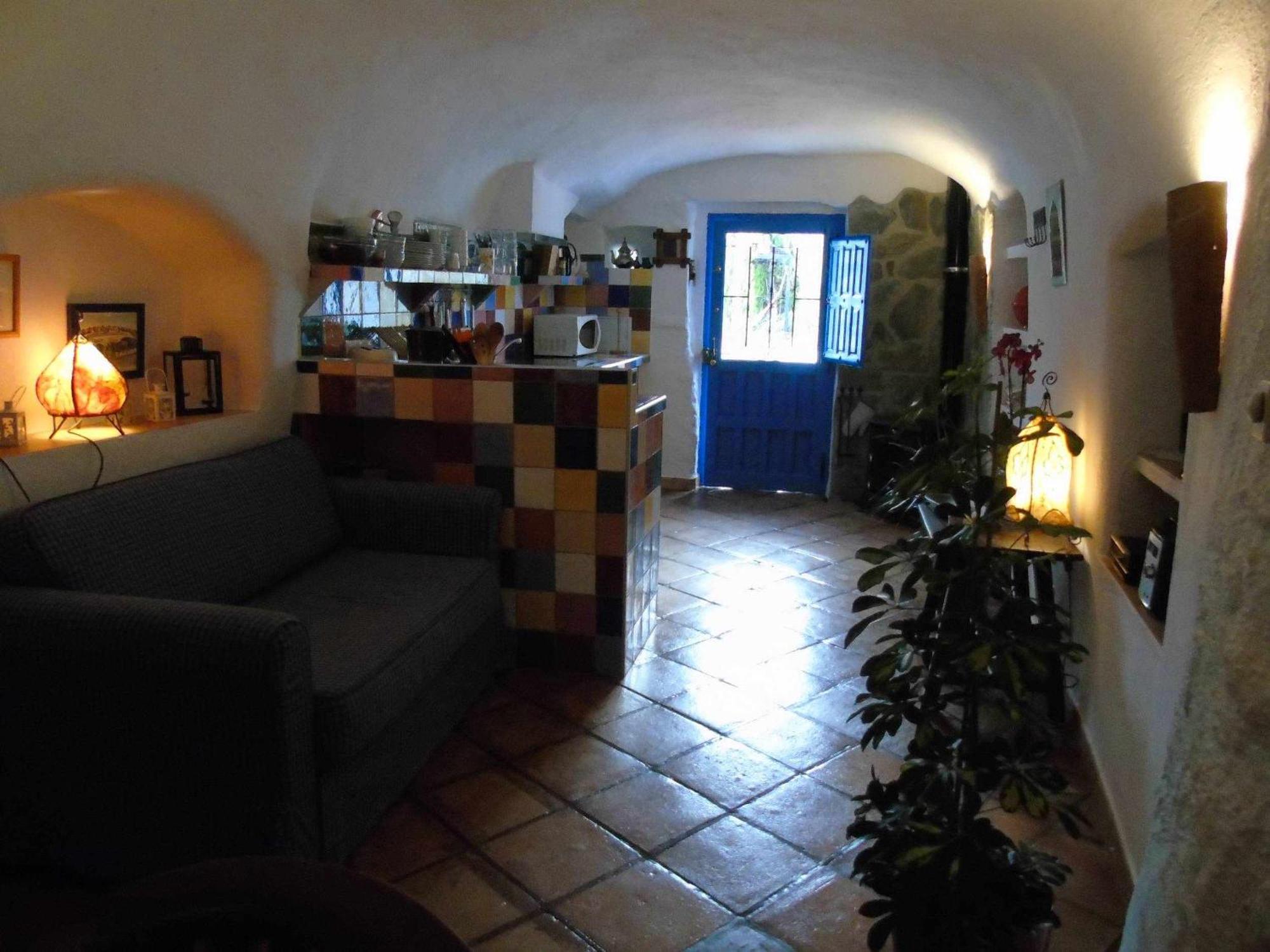 Cuevas Andalucia Guest House Baza Ngoại thất bức ảnh