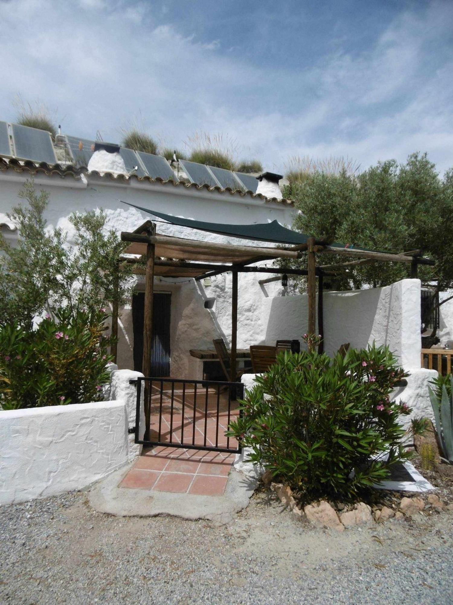 Cuevas Andalucia Guest House Baza Ngoại thất bức ảnh